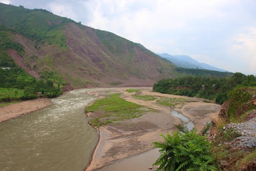 Floods and torrential rains hit Muzaffarabad and other areas of Kashmir affecting thousands of people