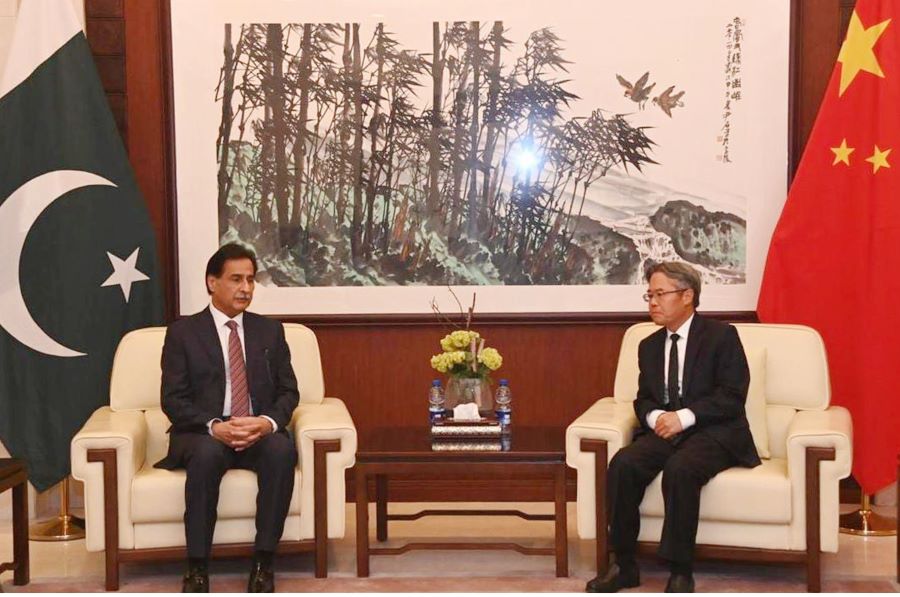 Islamabad 02.04.2024: Speaker National Assembly Sardar Ayaz Sadiq visited the Embassy of China Republic, and met with Chinese Ambassador Jiang Zaidong to offer condolence over the death of Chinese Nationals in a suicide attack in District Shangla