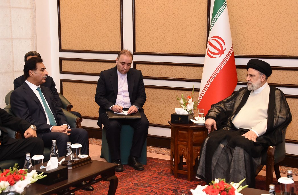 Speaker National Assembly Sardar Ayaz Sadiq in a meeting with President of Iran Dr. Seyyed Ebrahim Raisi. Islamabad: 22.04.2024