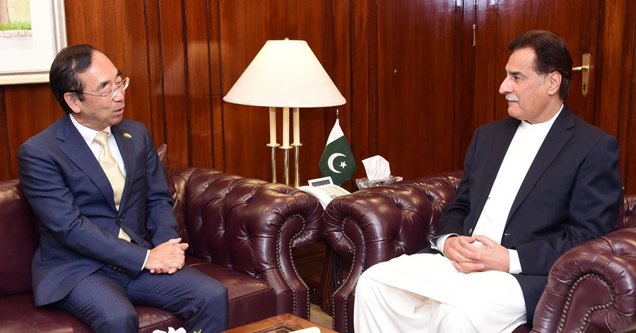 Islamabad 14.05.2024: ambassador of Japan Mr. Mitsuhiro WADA called on Speaker NA Sardar Ayaz Sadiq at Parliament House
