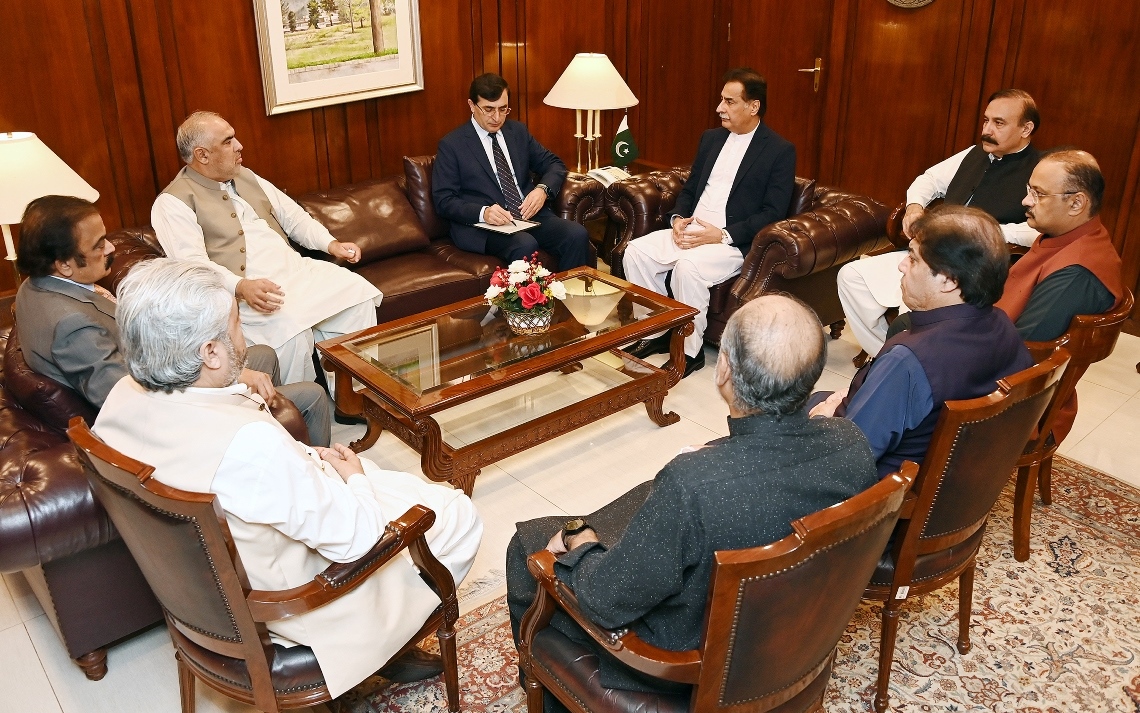 Islamabad 05.09.2024: Treasury and opposition members in the National Assembly called on Speaker National Assembly Sardar Ayaz Sadiq at Parliament House. SAPM on Political and Public Affairs, Rana Sanaullah is also present in the meeting.