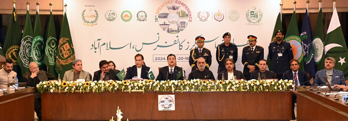 Islamabad 20.12.2024: Speaker National Assembly Sardar Ayaz Sadiq along with Speakers' of Provincial Assembly & Legislative Assemblies Addressing press Conference after closing ceremony of 18th Speaker Conference at Parliament House