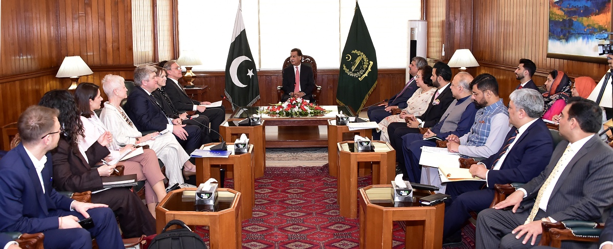 Islamabad 14.04.2025: Speaker National Assembly Sardar Ayaz Sadiq in a meeting with EU Parliamentary delegation led by Mr. Serban Dimitrie Sturdza (ECR Romania) Chair of the Delegation for Relations with Countries of South Asia at Parliament House