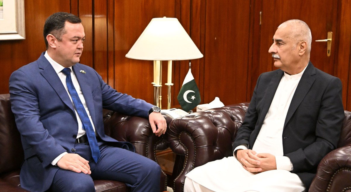 Islamabad 17.06.2025: Ambassador of Uzbekistan Mr. Alisher Tukhtaev called on Speaker National Assembly Sardar Ayaz Sadiq at Parliament House.