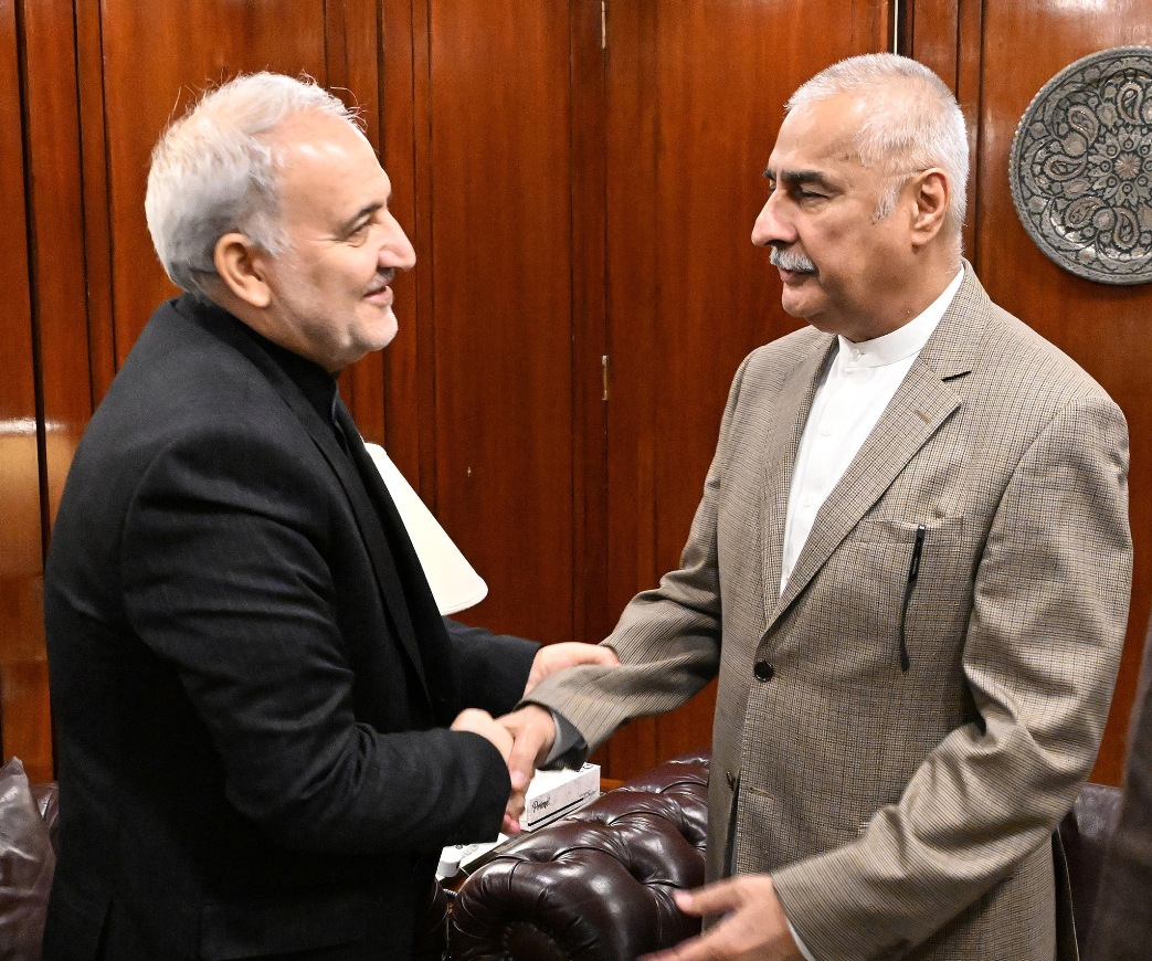Islamabad 27.06.2025: Speaker National Assembly Ayaz Sadiq receiving Ambassador of Iran Dr. Reza Amiri-Moghadam called at Parliament House.