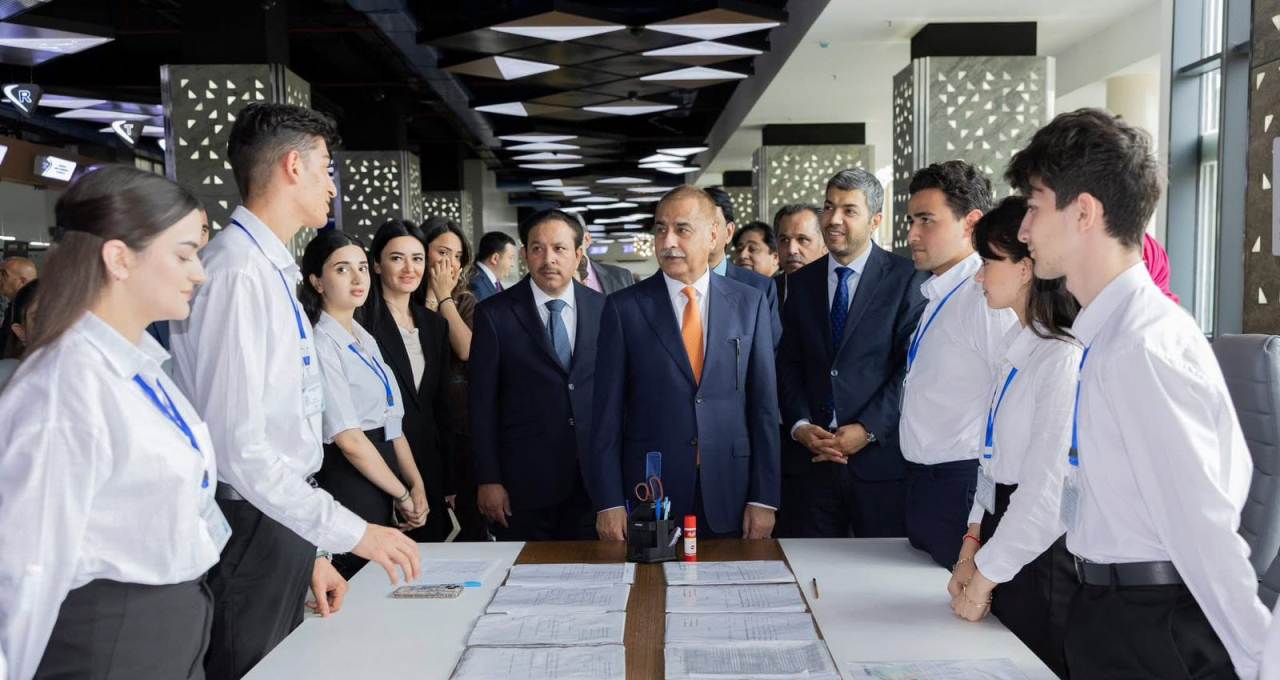 Baku 8th July 2025; Pakistan’s Parliamentary Delegation led by Speaker National Assembly Sardar Ayaz Sadiq receiving a briefing from the Officials of ASAN services in Azerbaijan