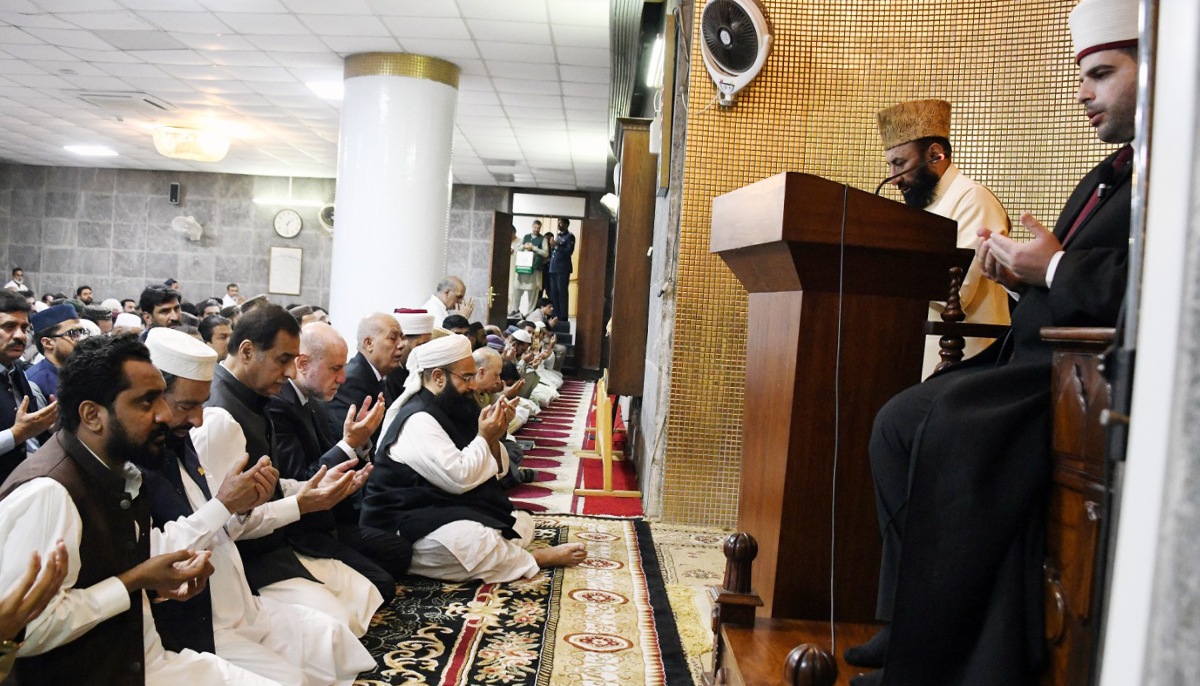 Islamabad 05.09.2025: During his visit to the Parliament of Pakistan, on the special invitation of Speaker National Assembly Sardar Ayaz Sadiq, Imam of Al-Aqsa Mosque, offering prayers after Namaz-e-Jummah Parliament House