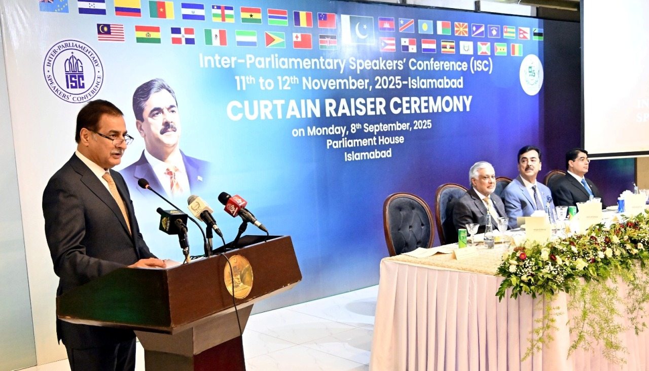 Islamabad 08.09.2025: Speaker National Assembly Sardar Ayaz Sadiq addressing the participants of the Curtain Raiser Ceremony for the forthcoming Inter-Parliamentary Speakers’ Conference in Islamabad at Parliament House.