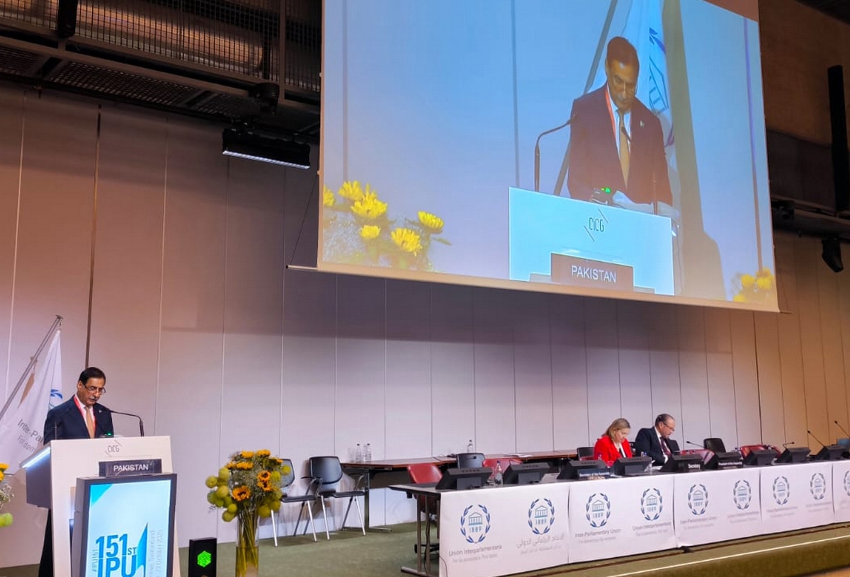 Geneva 21.10.2025: Speaker National Assembly Sardar Ayaz Sadiq addressing the 151st Inter- Parliamentary Union (IPU) Assembly held in Geneva Switzerland.