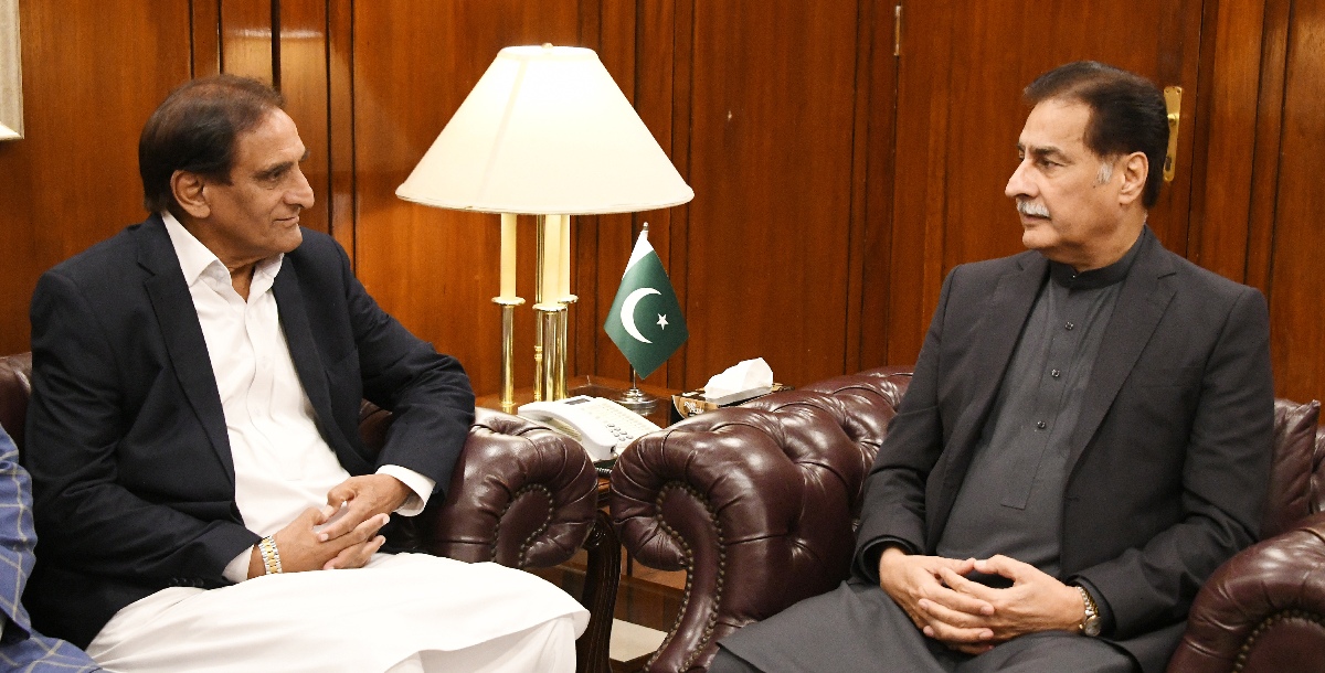 Islamabad 13.11.2025: Speaker Azad Jammu and Kashmir Legislative Assembly Chaudhry Latif Akbar called on Speaker National Assembly Sardar Ayaz Sadiq at Parliament House.
