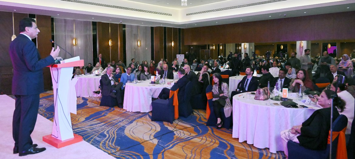 Islamabad 25.11.2025: Speaker National Assembly Sardar Ayaz Sadiq addressing the participants of National Commission on Human Rights event on "Impact Through Courage"