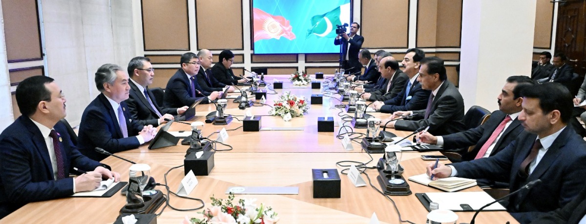 Islamabad 04.12.2025: Speaker National Assembly Sardar Ayaz Sadiq in a meeting with President of the Kyrgyz Republic, H.E Sadyr Japarov.