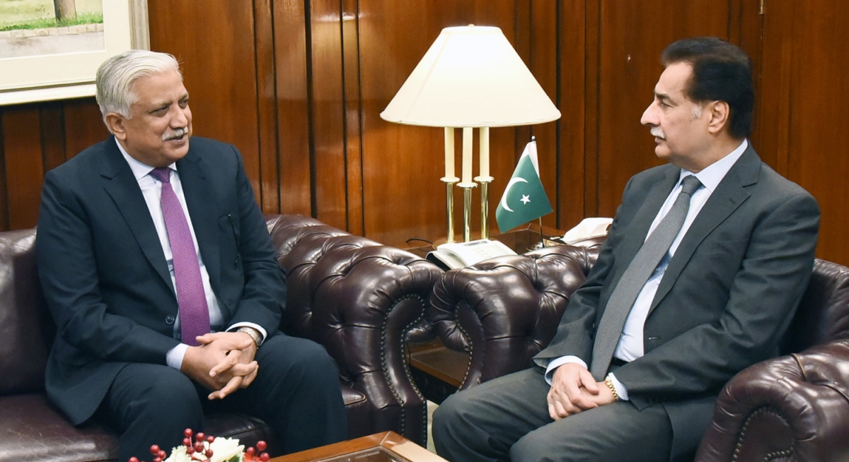 Islamabad 09.12.2025: Chairman Water and Power Development Authority (WAPDA) Lt. Gen. (R) Muhammad Saeed called on Speaker National Assembly Sardar Ayaz Sadiq at Parliament House