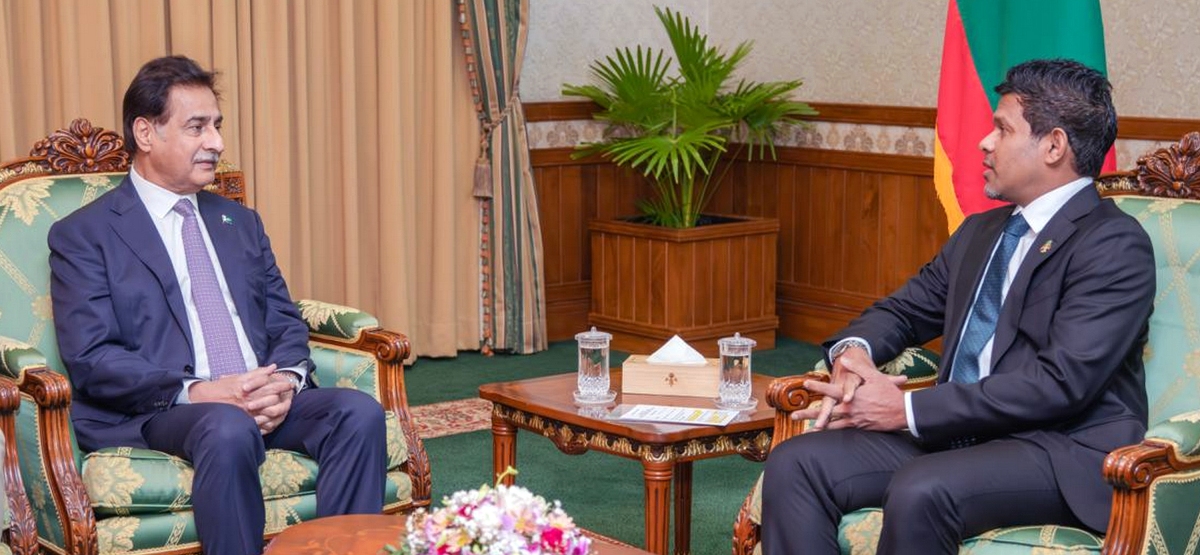 Male 19.12.2025: Speaker National Assembly Sardar Ayaz Sadiq called on Vice President of Maldives Hussain Mohamed Latheef at Male, Maldives.