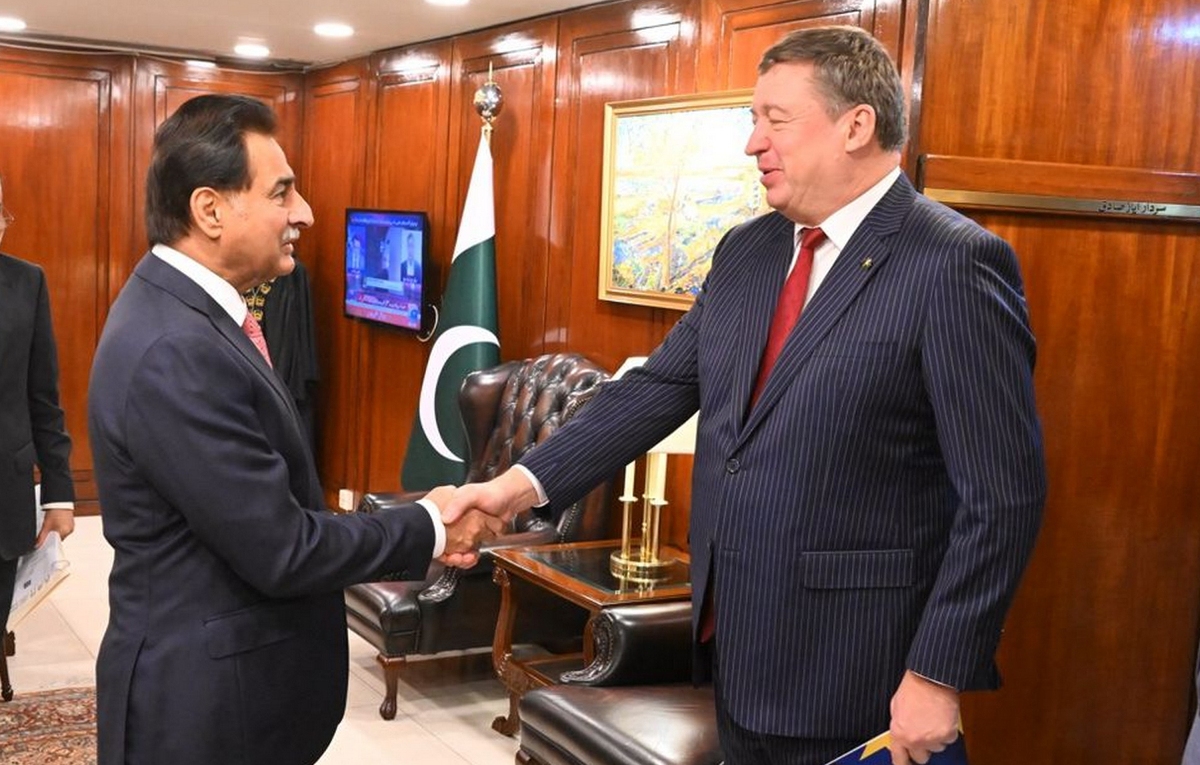 Islamabad 14.01.2026: Speaker National Assembly Sardar Ayaz Sadiq receiving Ambassador of the European Union Mr. Raimundas Karoblis at Parliament House