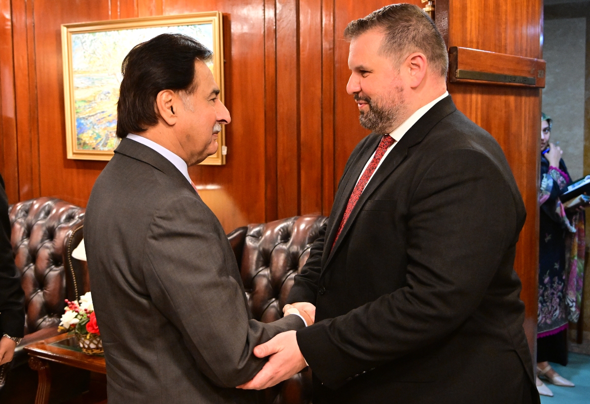 Islamabad 18.06.2026:Speaker National Assembly Sardar Ayaz Sadiq receiving Ambassador of Romania Mr. Dan Stoenescu at Parliament House