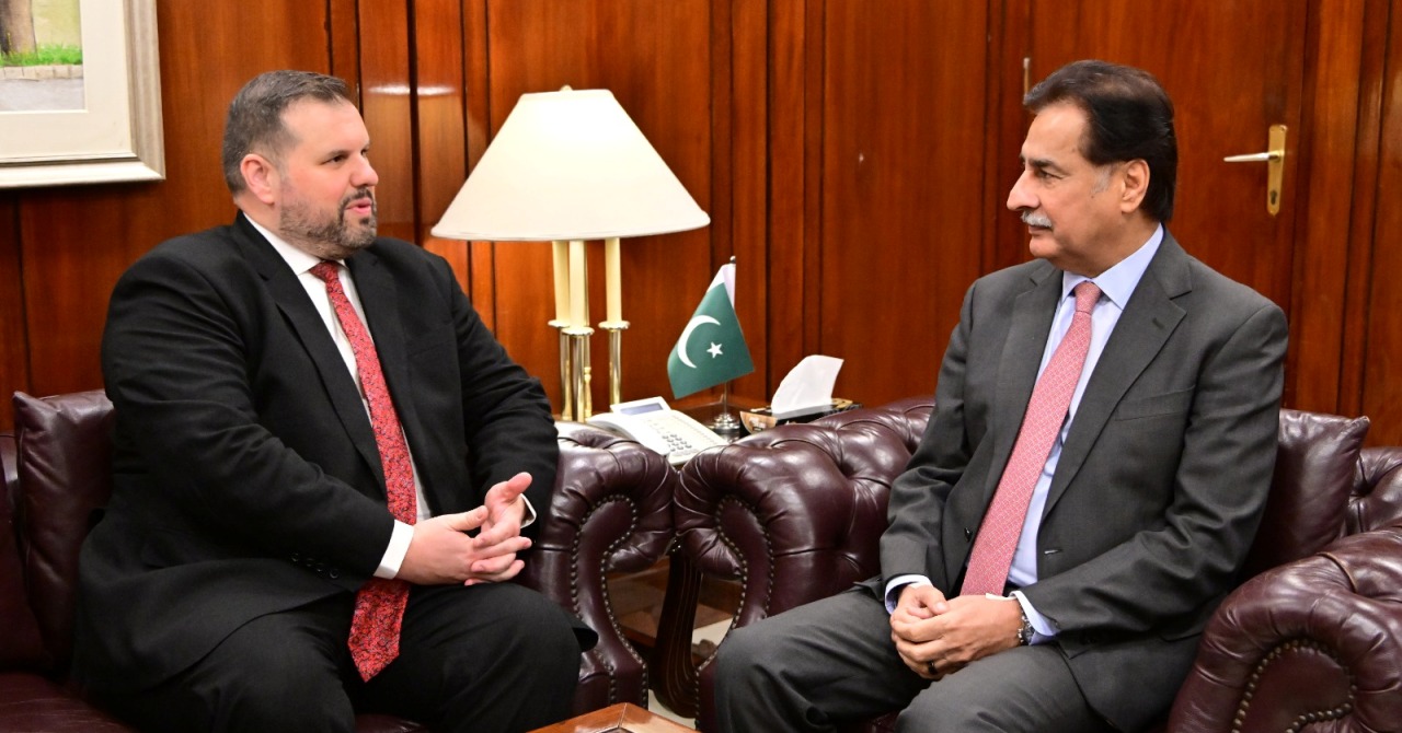 Islamabad 18.06.2026:Ambassador of Romania Mr. Dan Stoenescu called on Speaker National Assembly Sardar Ayaz Sadiq at Parliament House