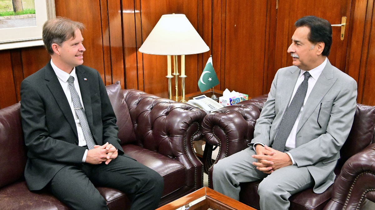 Islamabad 10.08.2026: Member of the European Parliament Mr. Ondrej Dostal called on Speaker National Assembly Sardar Ayaz Sadiq at Parliament House.