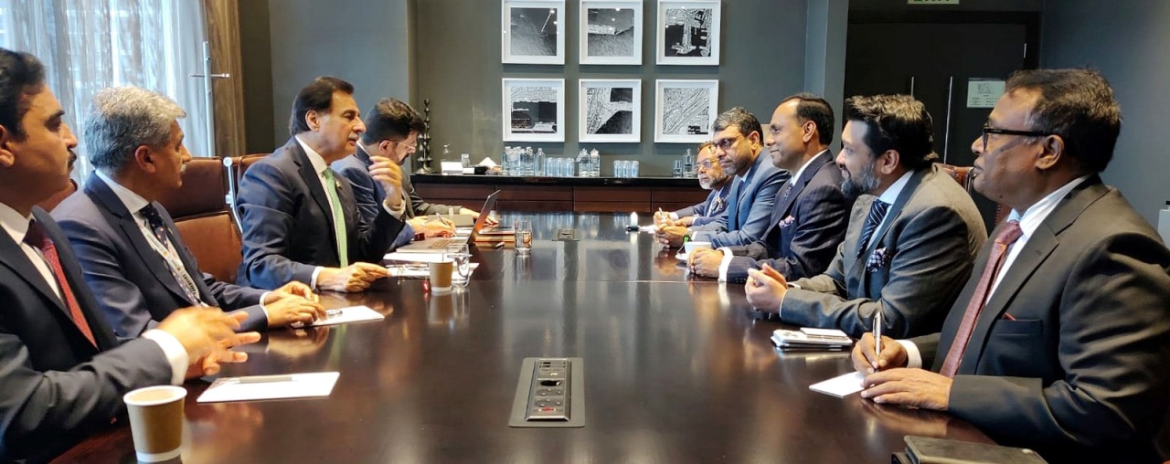 Islamabad 15.09.2026: Speaker National Assembly Sardar Ayaz Sadiq in a meeting with Deputy Speaker of the Parliament of Bangladesh Barrister Kayser Kamal on the sidelines of 69th Commonwealth Parliamentary Conference in Cape Town, South Africa