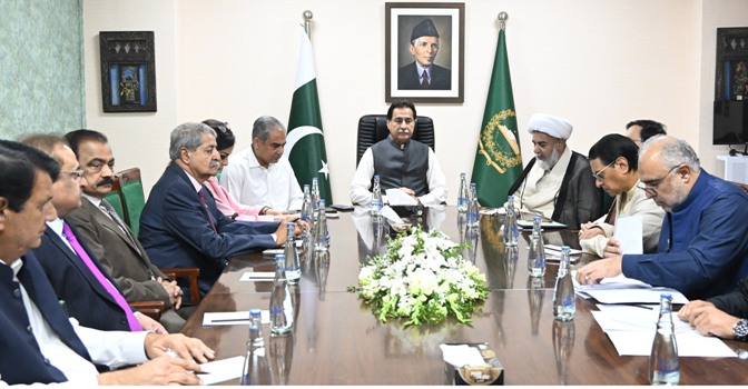 slamabad 03.10.2026: Speaker National Assembly Sardar Ayaz Sadiq chairing the 2nd meeting of Government and Opposition representatives. Federal Ministers, Senators and Members National Assembly are also present on the Occasion at Parliament House