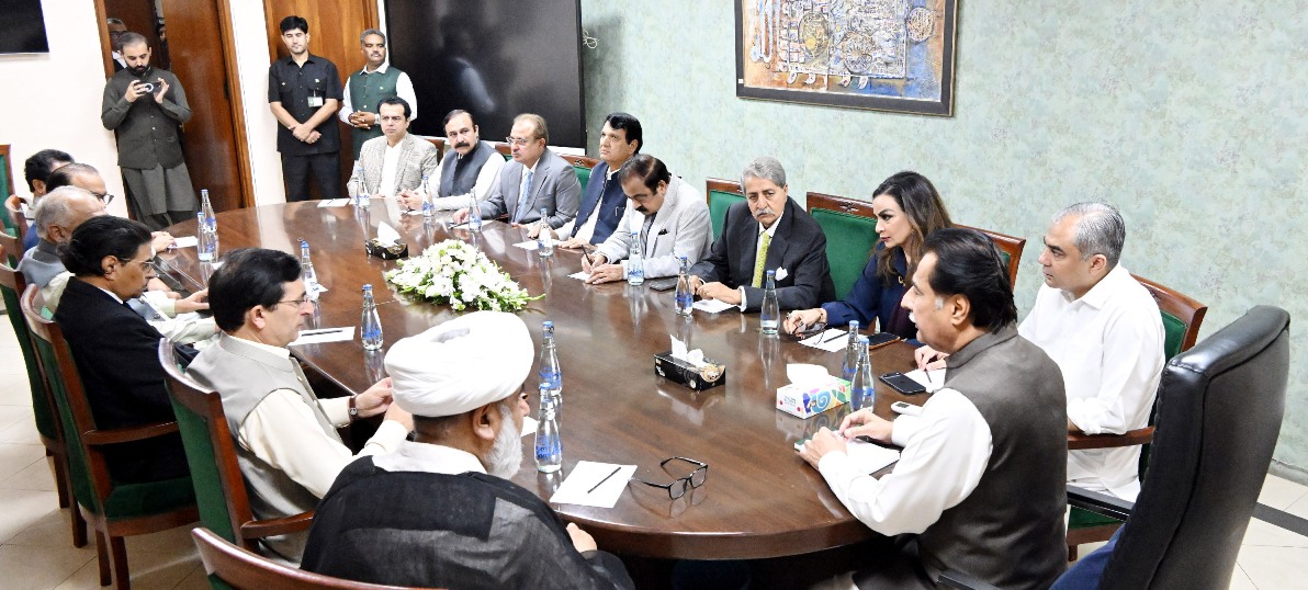 Islamabad, 02.10.2026: Speaker National Assembly Sardar Ayaz Sadiq chairing the meeting of Government and Opposition representatives. Federal Ministers, Senators and Members of the National Assembly are also present on the occasion at Parliament House.